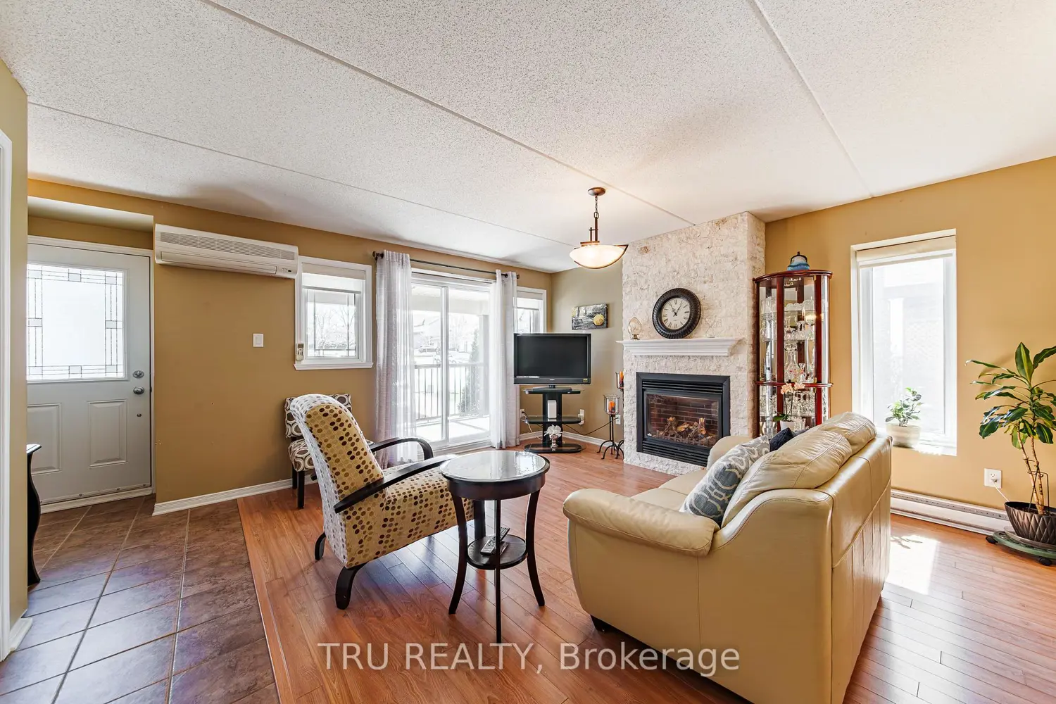 189 Eliot Street 101 photo 2