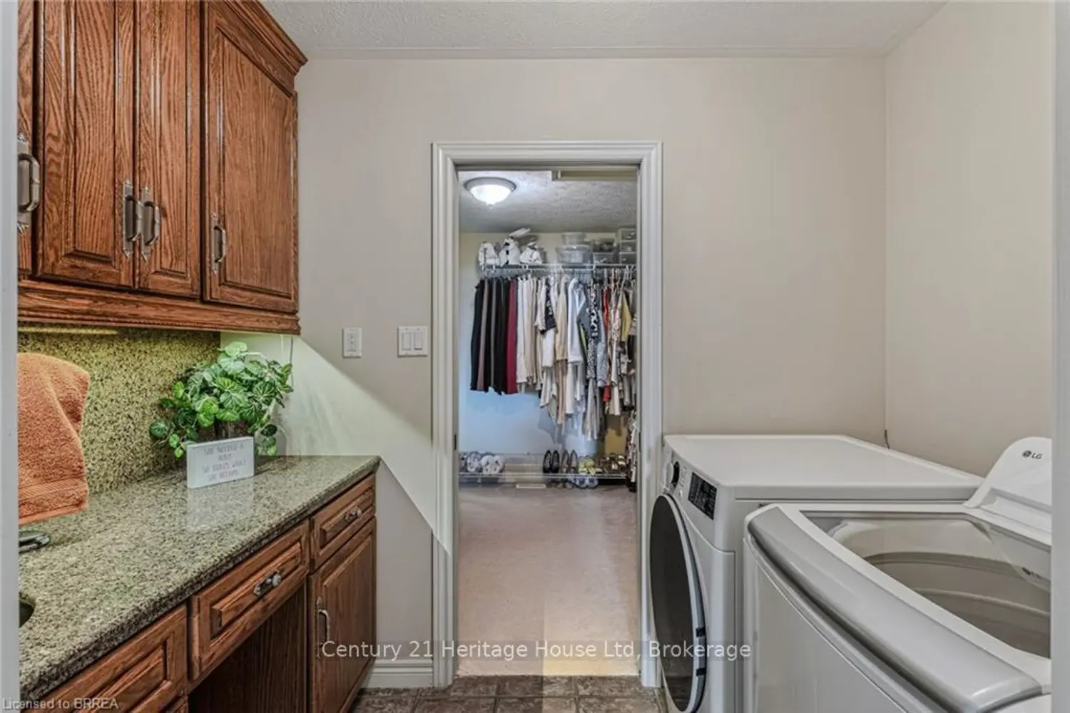 Additional image 12 of 9 Rue Chateaux Terrace