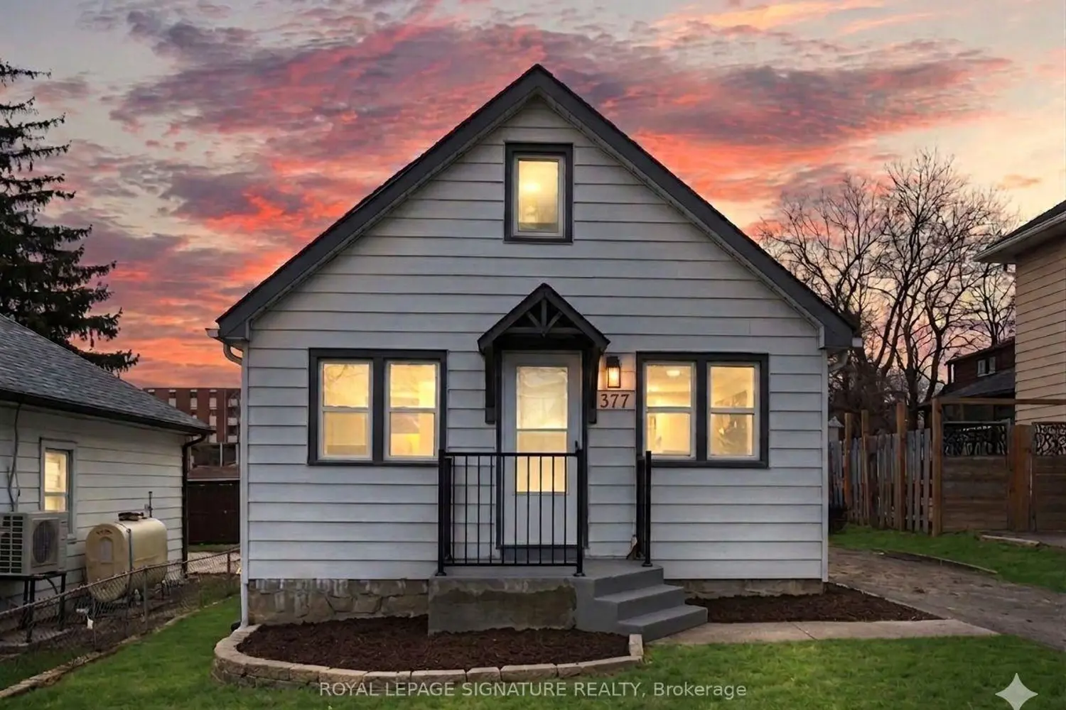 377 Adelaide Avenue