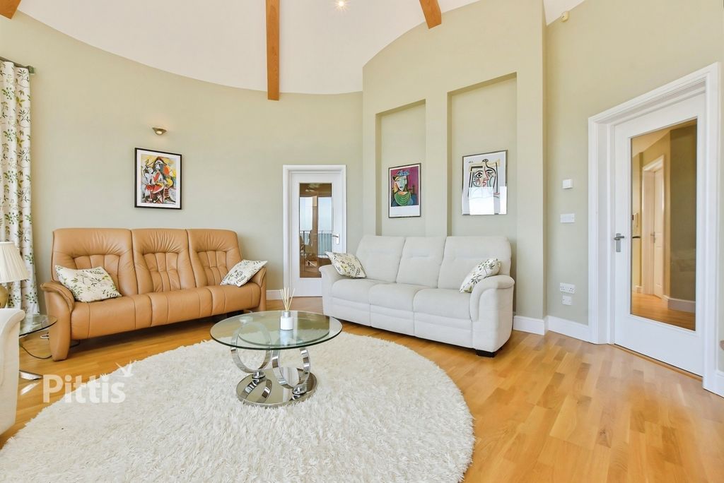 Additional image 7 of 3 bed flat to rentCliff Road, Totland Bay PO39