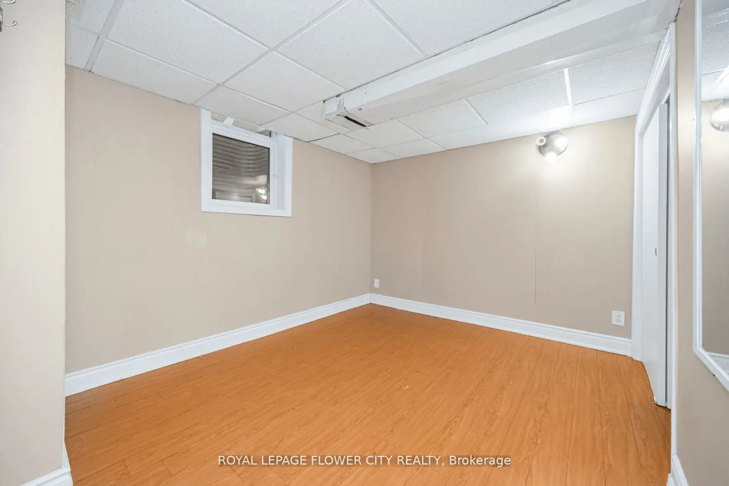 Additional image 15 of 60 Lexington Avenue