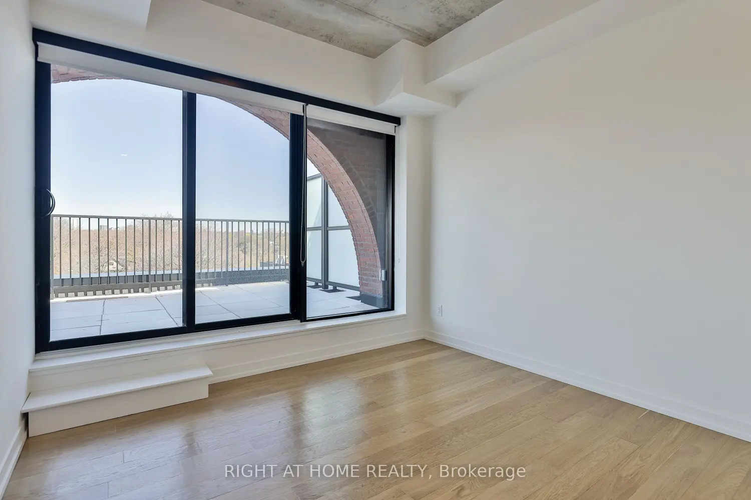 Additional image 7 of 761 Queen Street 602