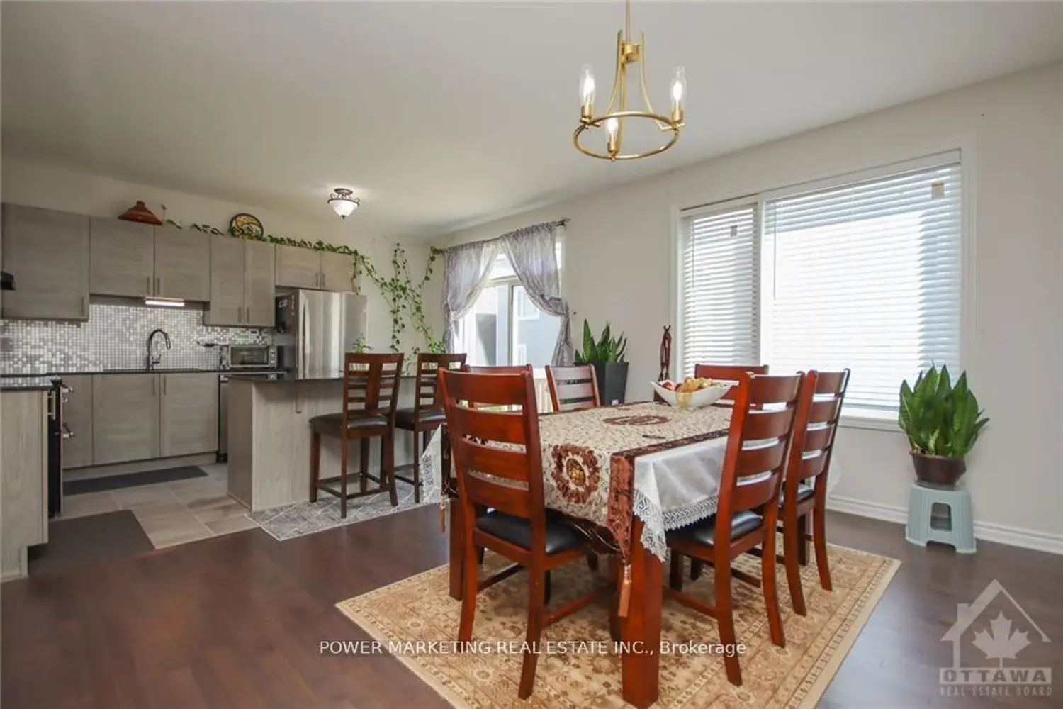 339 Lamarche Avenue photo 3