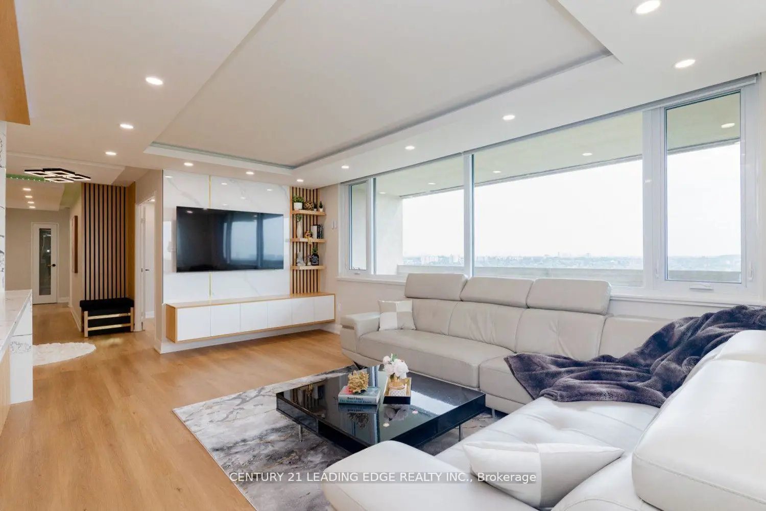 Additional image 4 of 75 Wynford Heights Crescent 2403