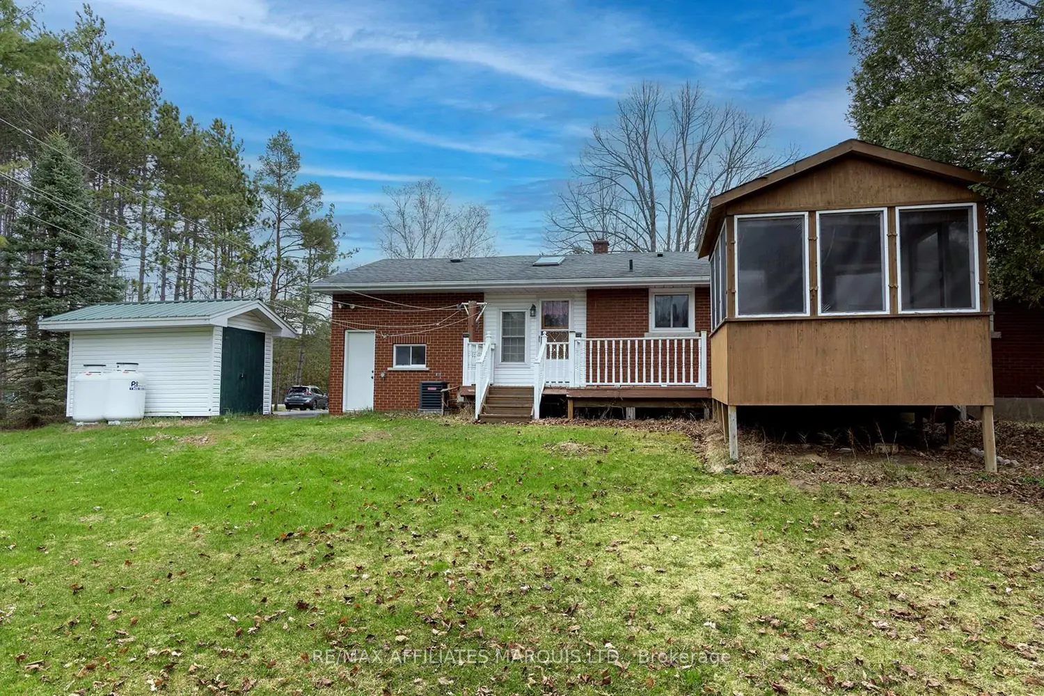 9098 County Rd 44 Road photo 2