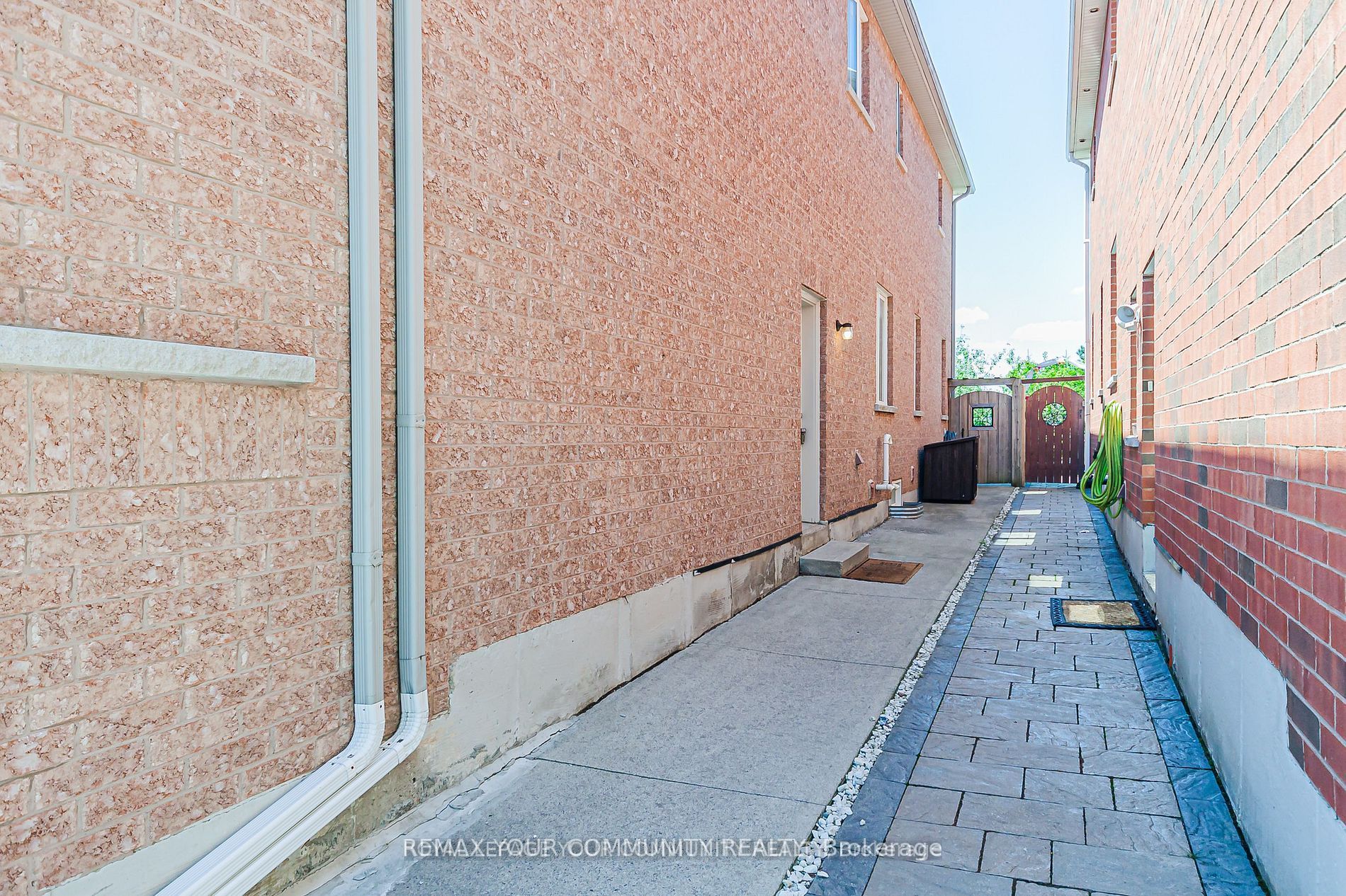 Additional image 2 of Basement-6 Round Hill Court S, Markham, ON, L6B 0E1