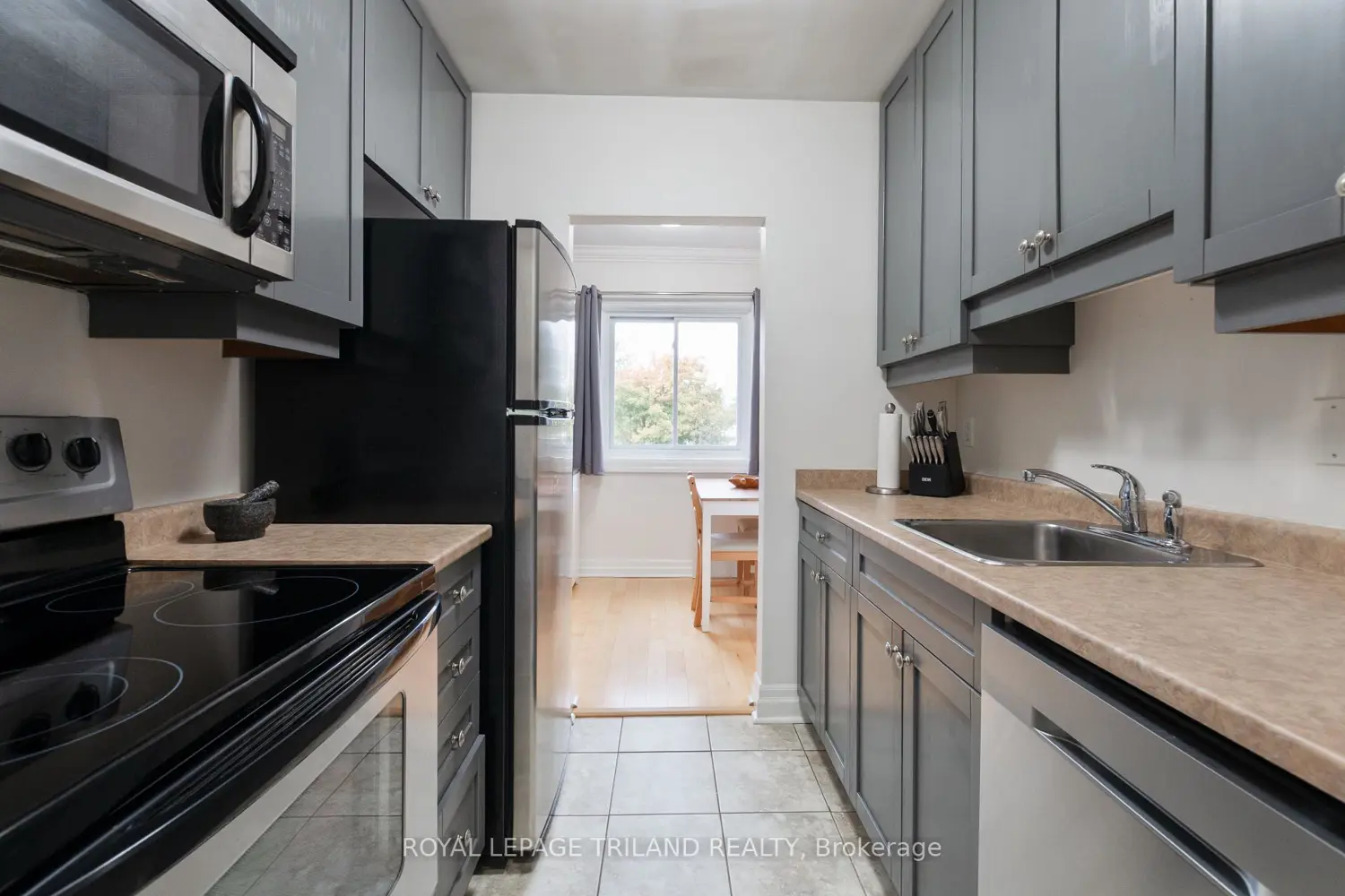 Additional image 13 of 570 William Street 404