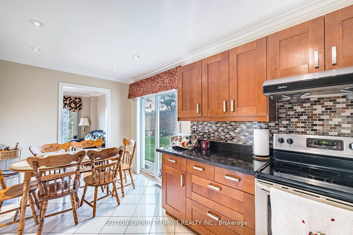 Additional image 9 of 4284 Sawmill Valley Drive