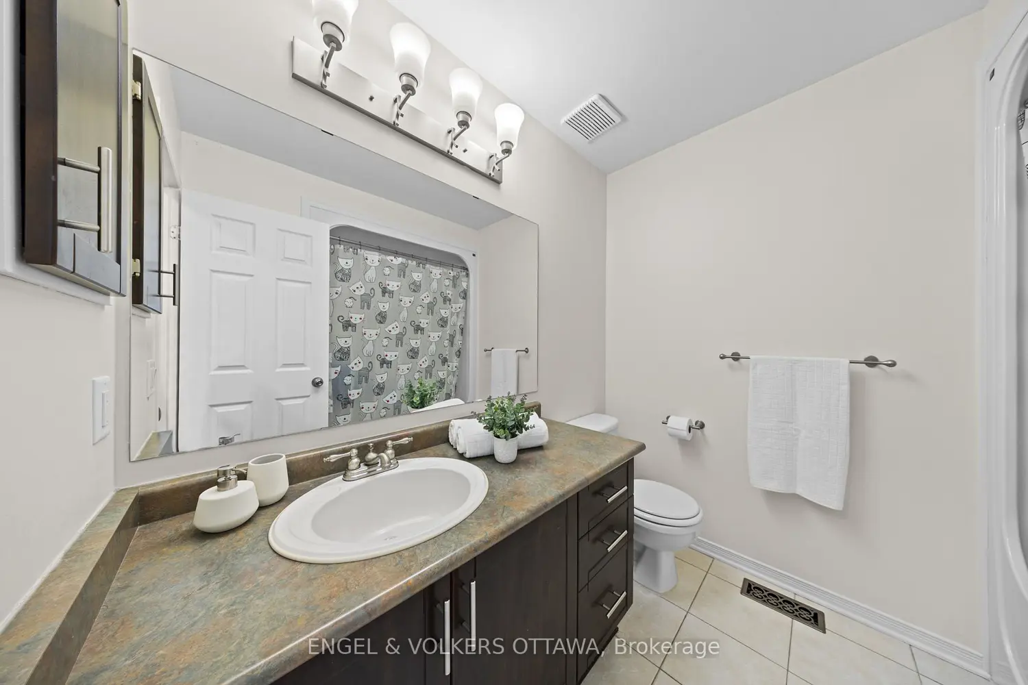 Additional image 13 of 57 Newcastle Avenue