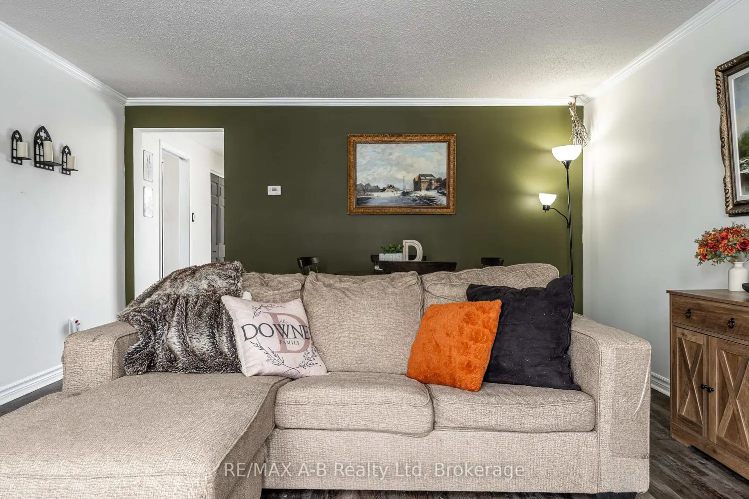 Additional image 5 of 651 Devon Street