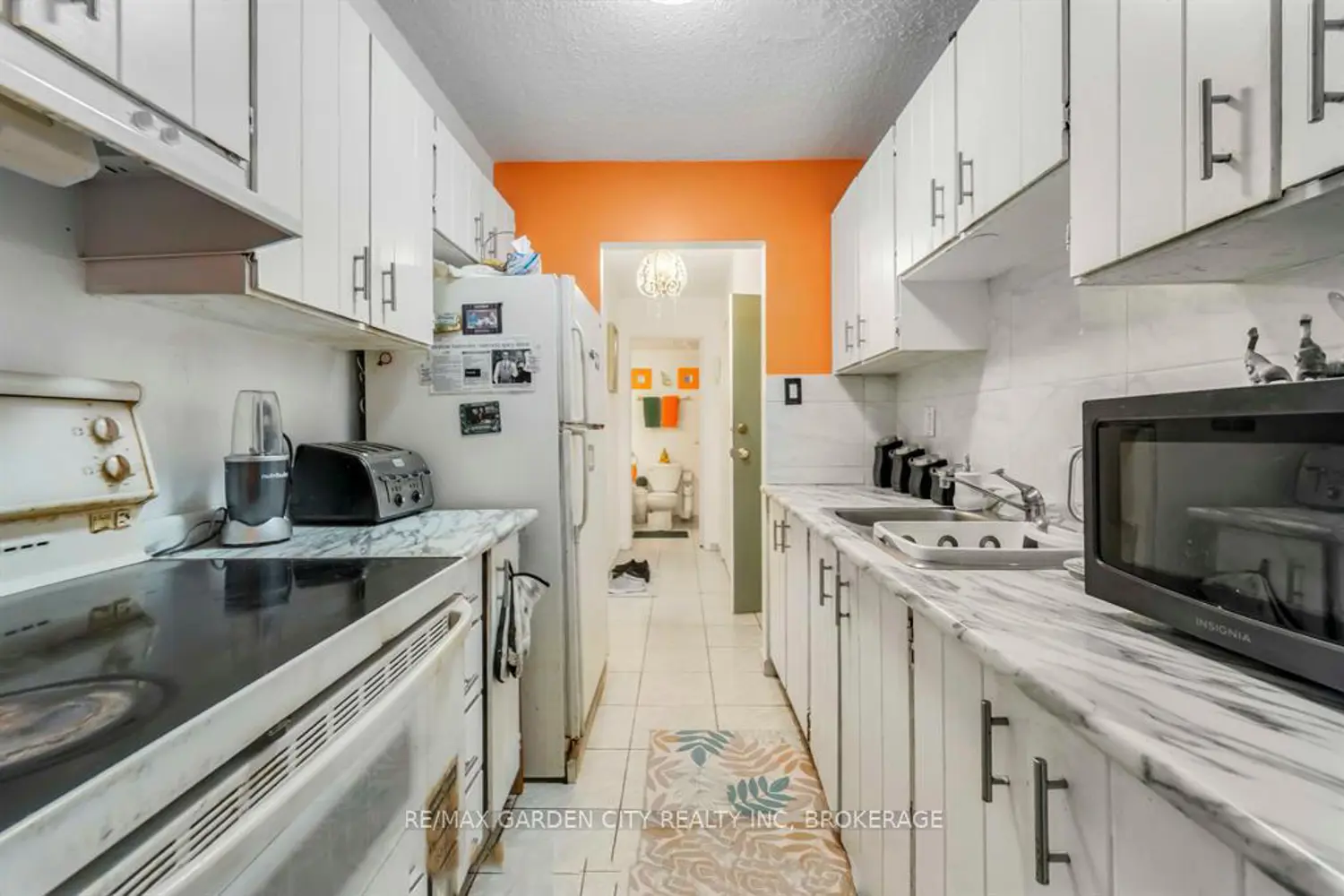 Additional image 11 of 4692 Crysler Avenue 202
