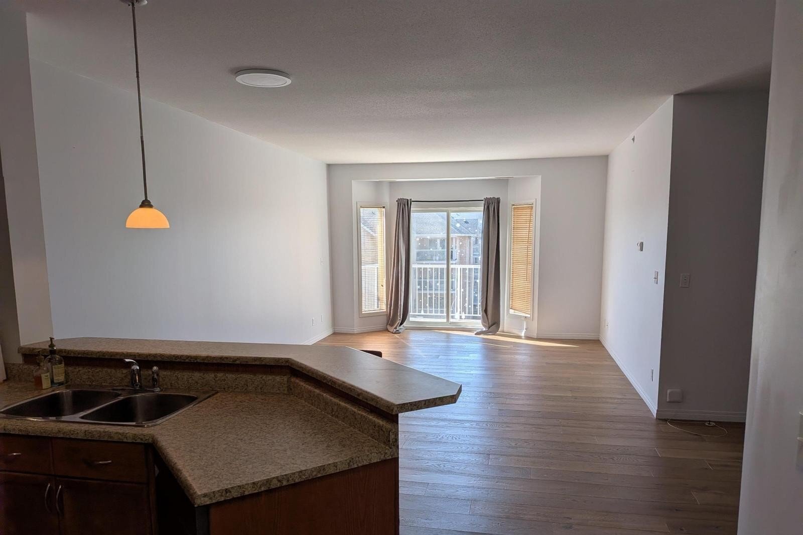 Additional image 8 of 419-4304 139 Avenue NW, Edmonton, AB, T5Y0H6