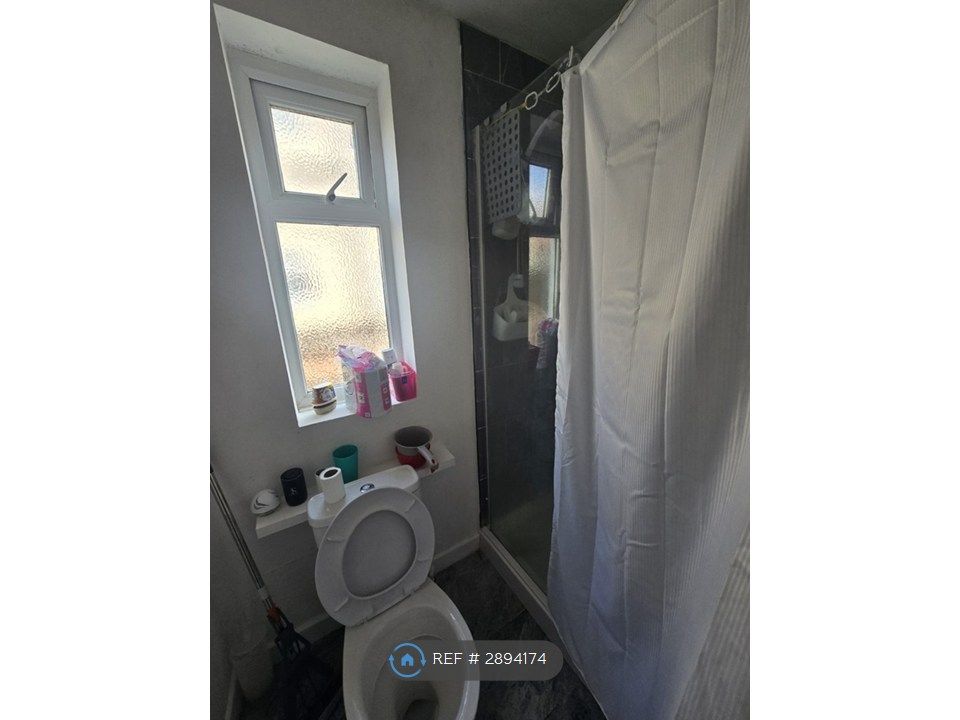 Additional image 10 of 3 bed maisonette to rentRoumania Drive, Llandudno LL30