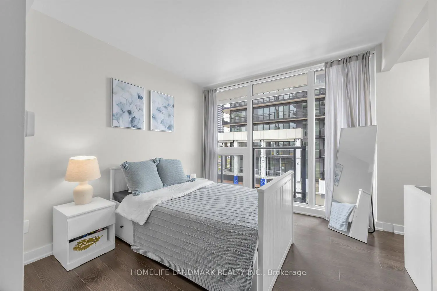 Additional image 12 of 72 Esther Shiner Boulevard 606
