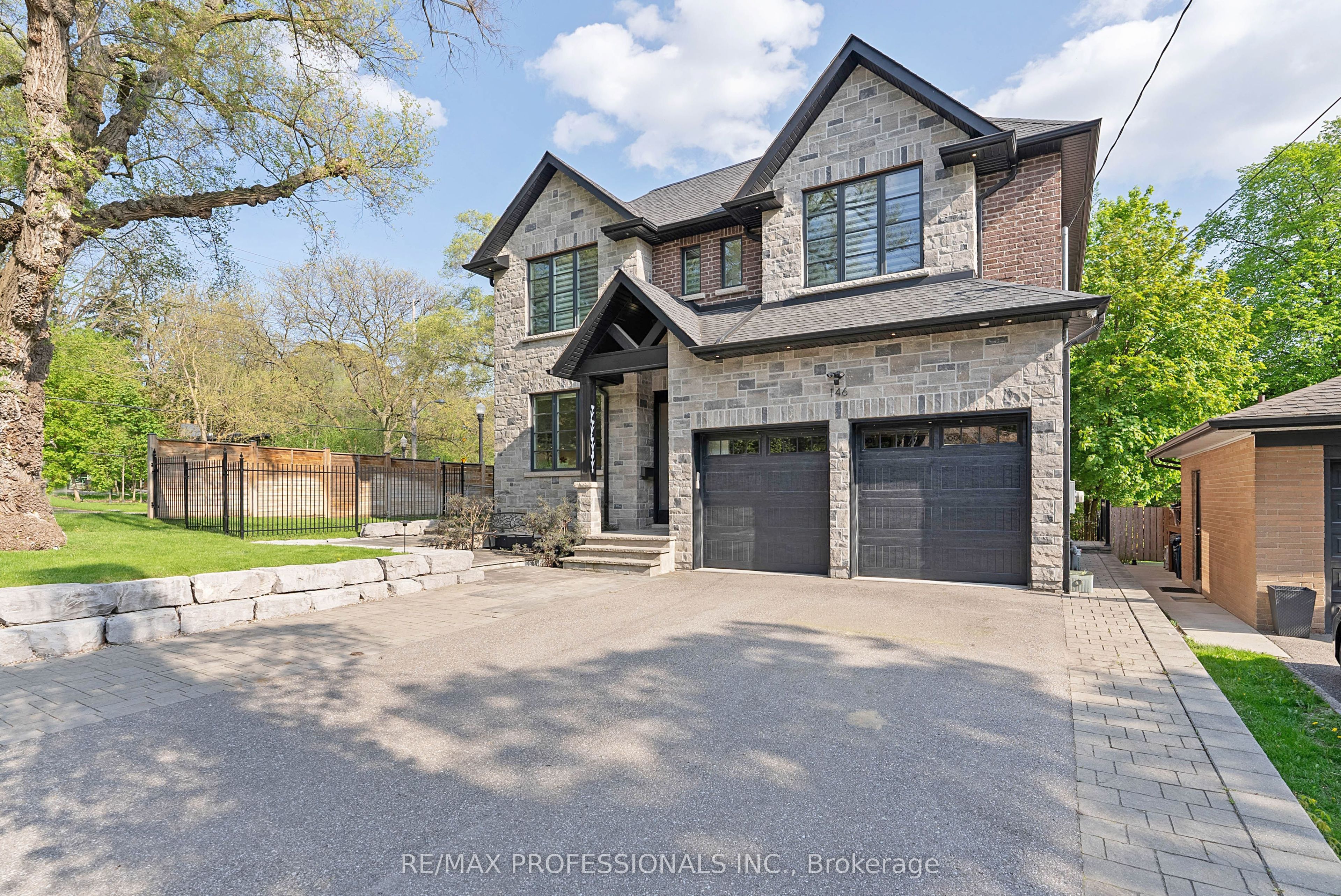 Additional image 2 of 146 Thompson Avenue, Toronto, ON, M8Z 3V2