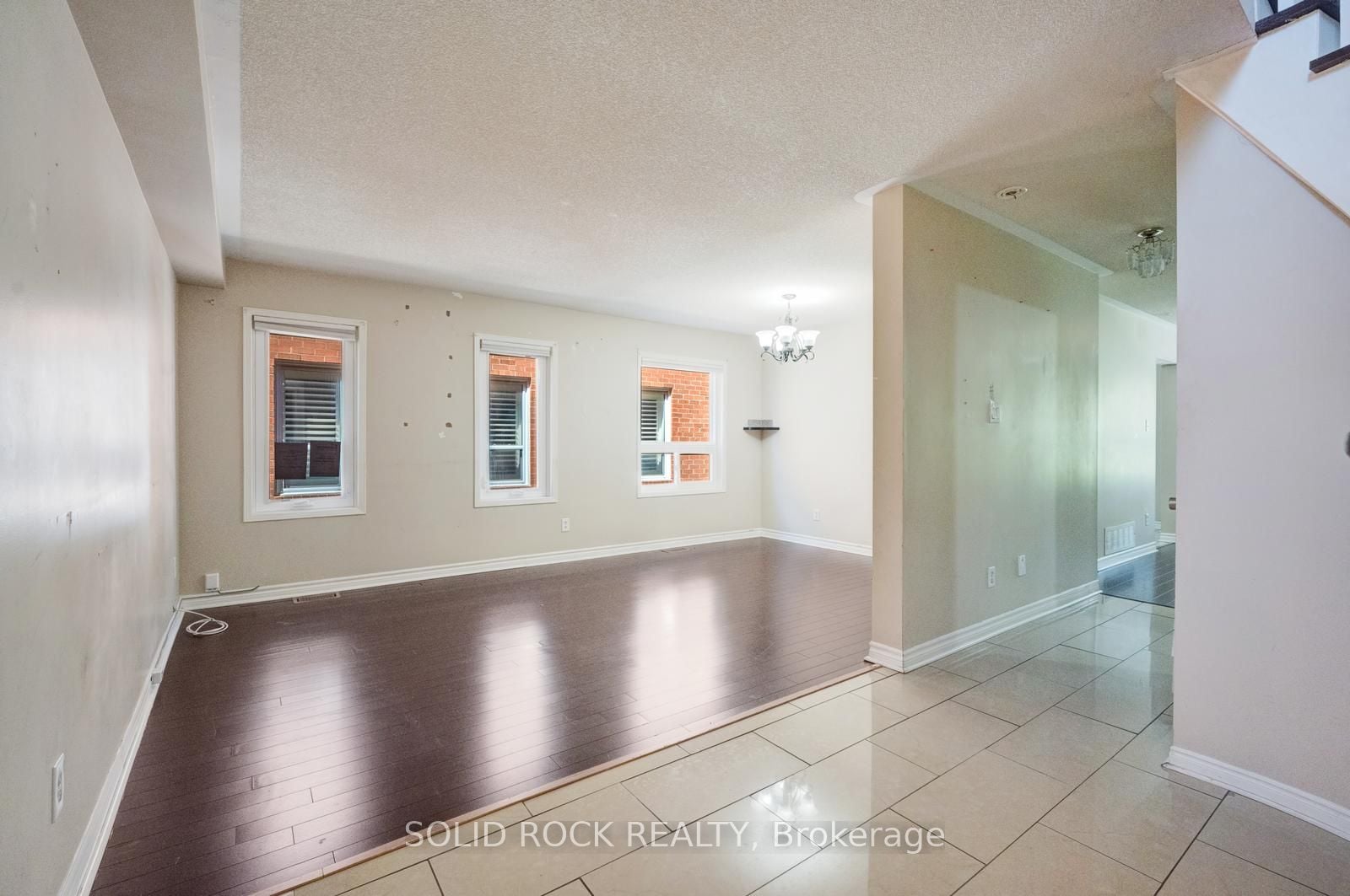 Additional image 6 of 58 Ravenscliffe Court, Brampton, ON, L6X 4N9