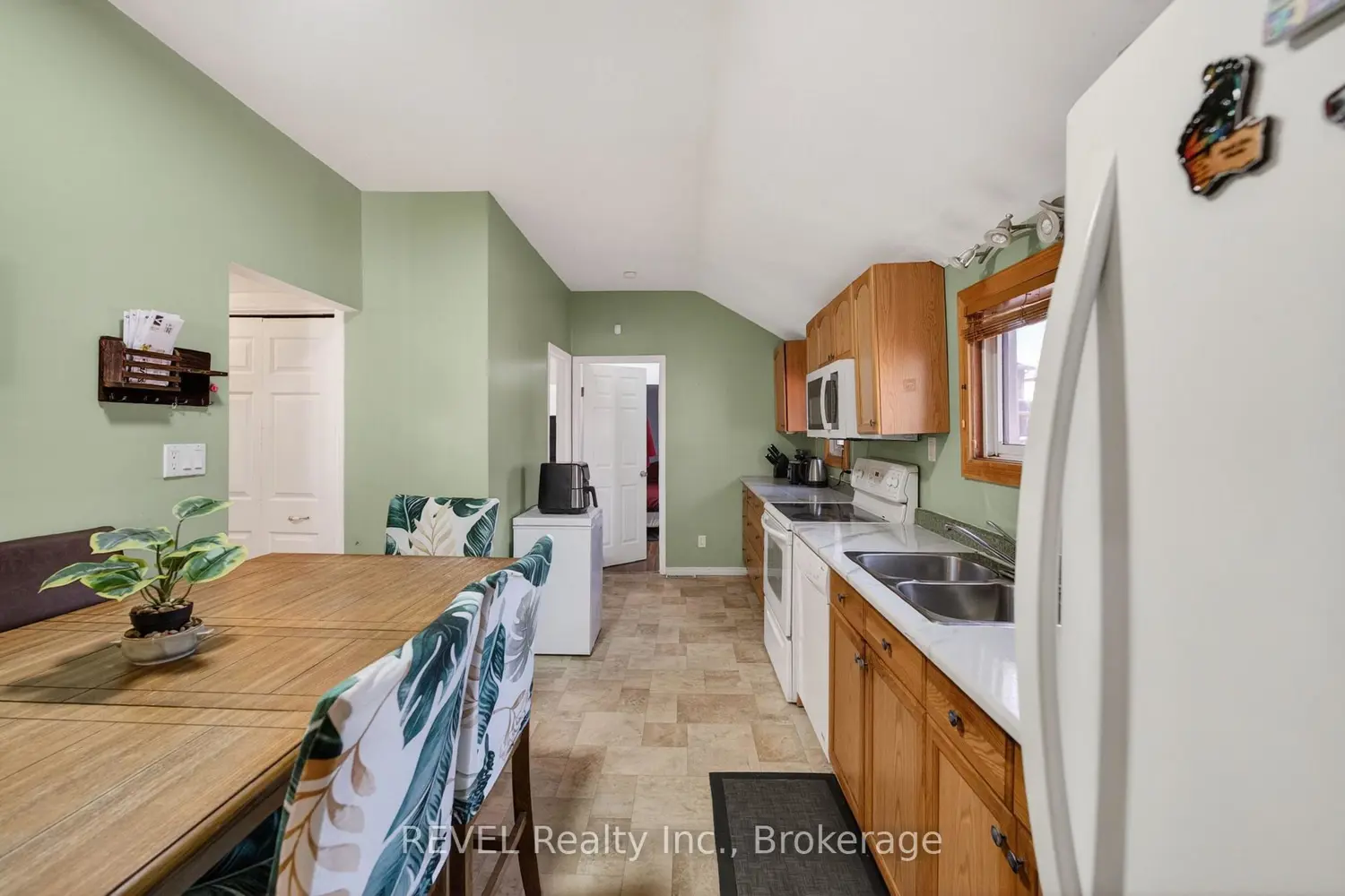 Additional image 7 of 6251 Ash Street