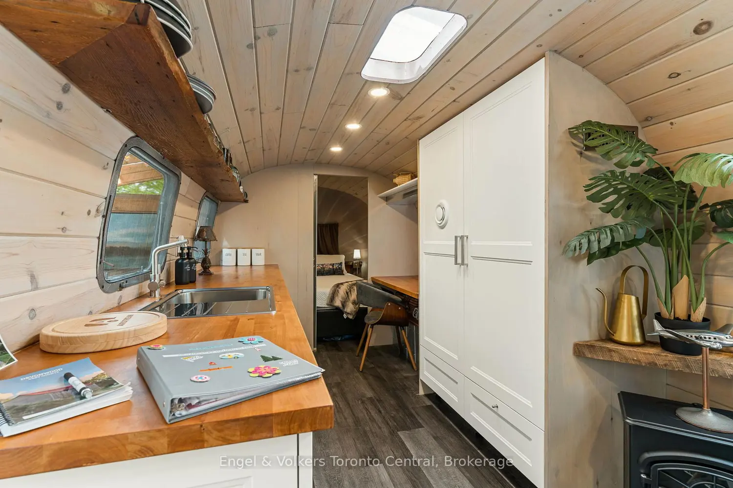 Additional image 7 of 215588 Concession 4