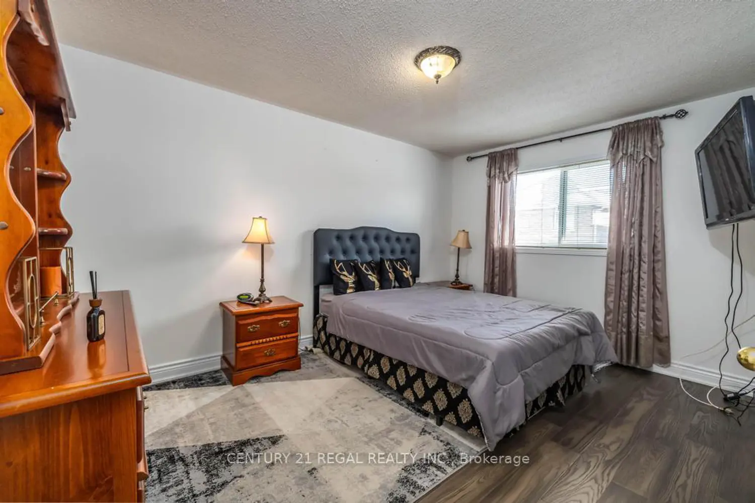 Additional image 10 of 43 Waterton Crescent