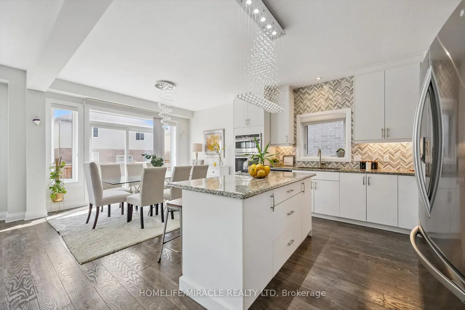 Additional image 4 of 736 Wood Lily Street