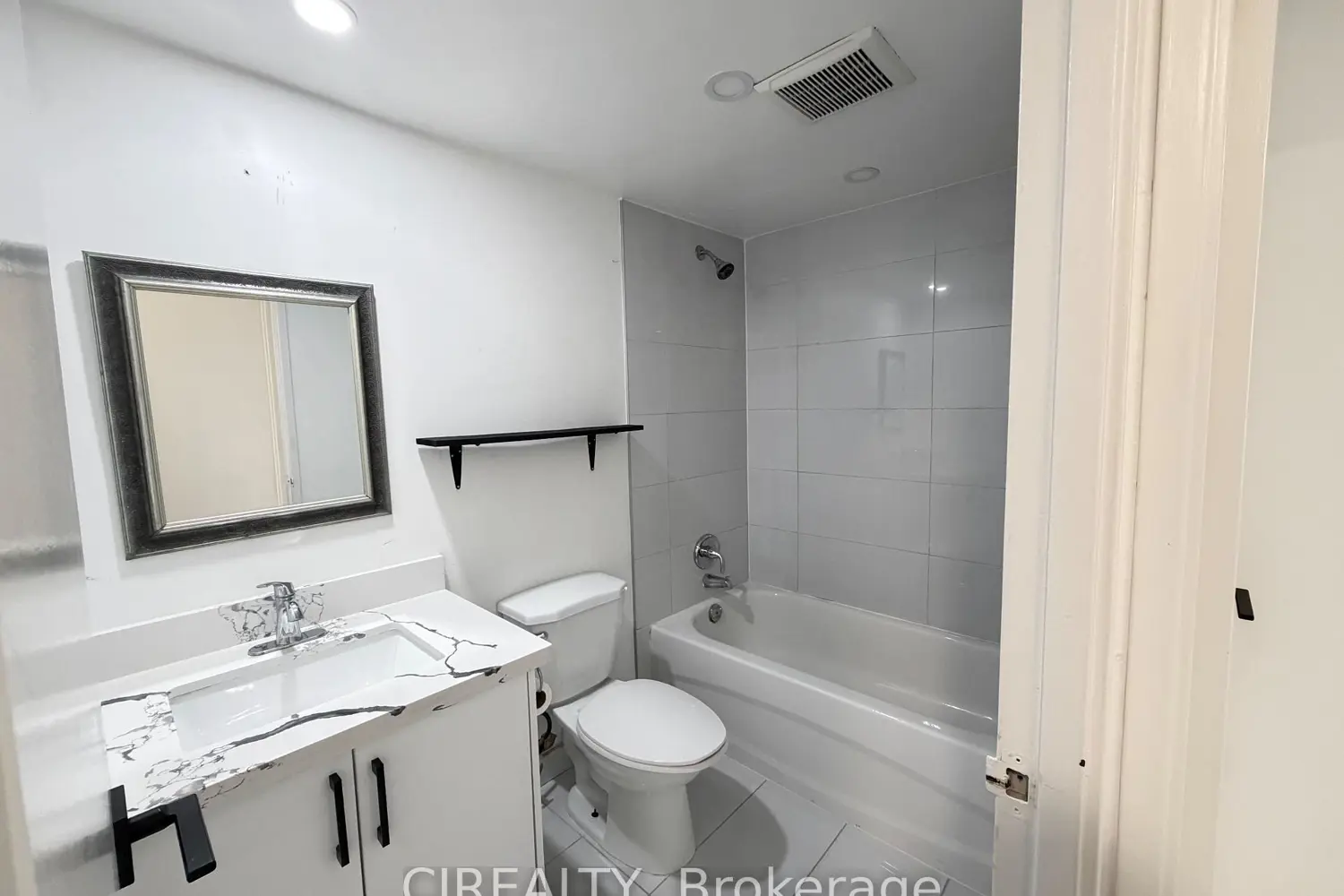Additional image 11 of 1615 Bloor Street 411