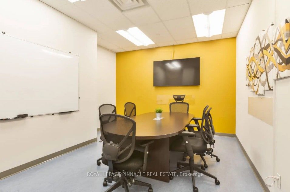 Additional image 6 of 301-H-231 Oak Park Boulevard, Oakville, ON, L6H 6M4