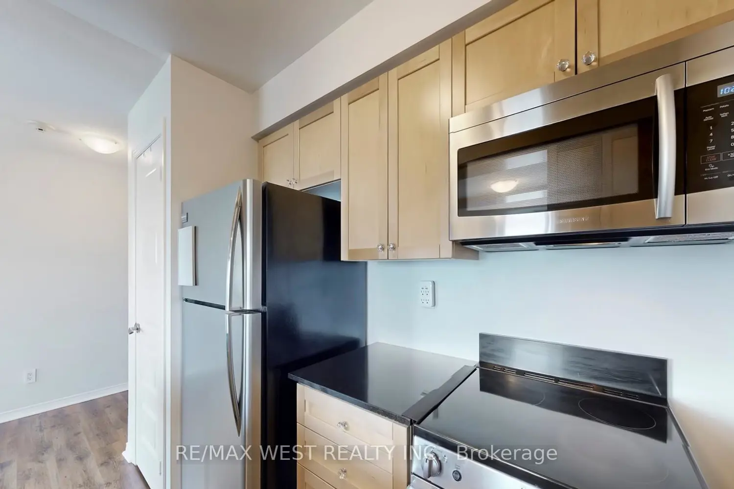 Additional image 6 of 215 Queen Street 2108