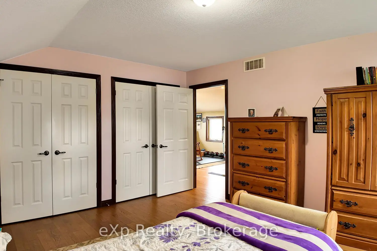 Additional image 10 of 372 Adam Street