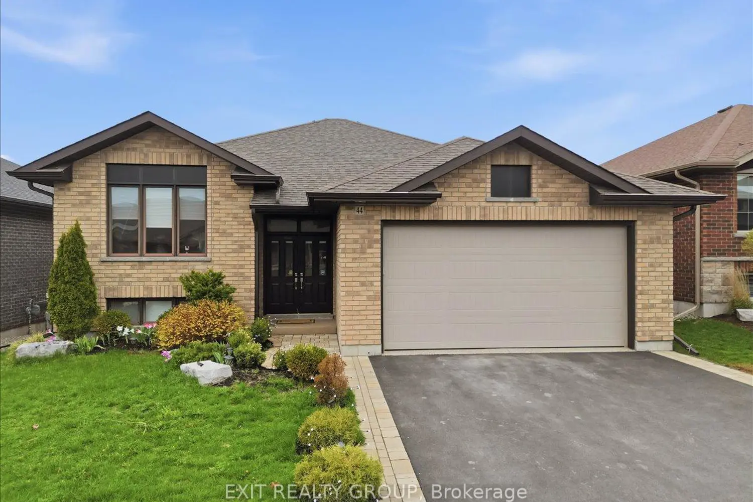 44 Liberty Crescent