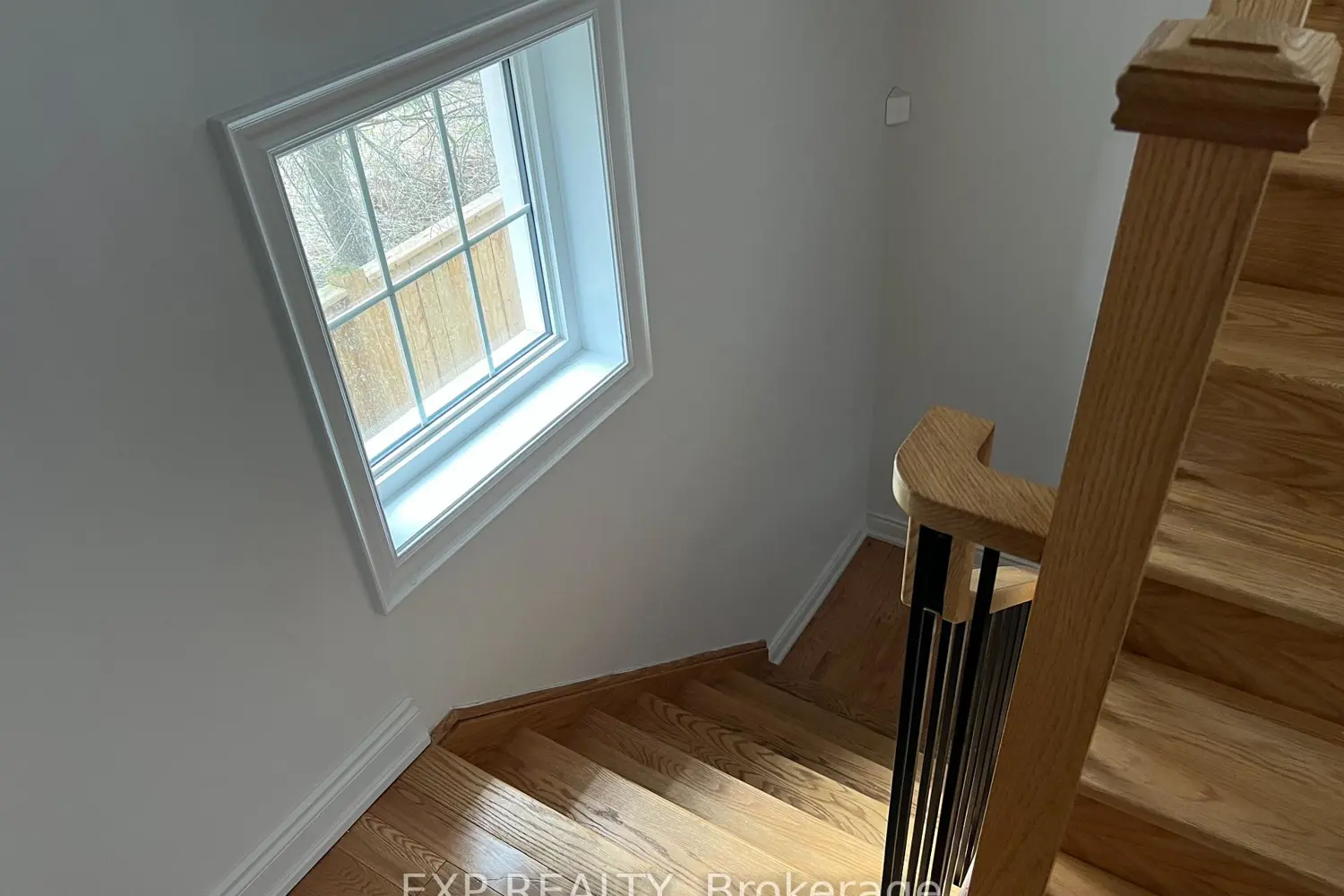 Additional image 8 of 947 Finley Avenue