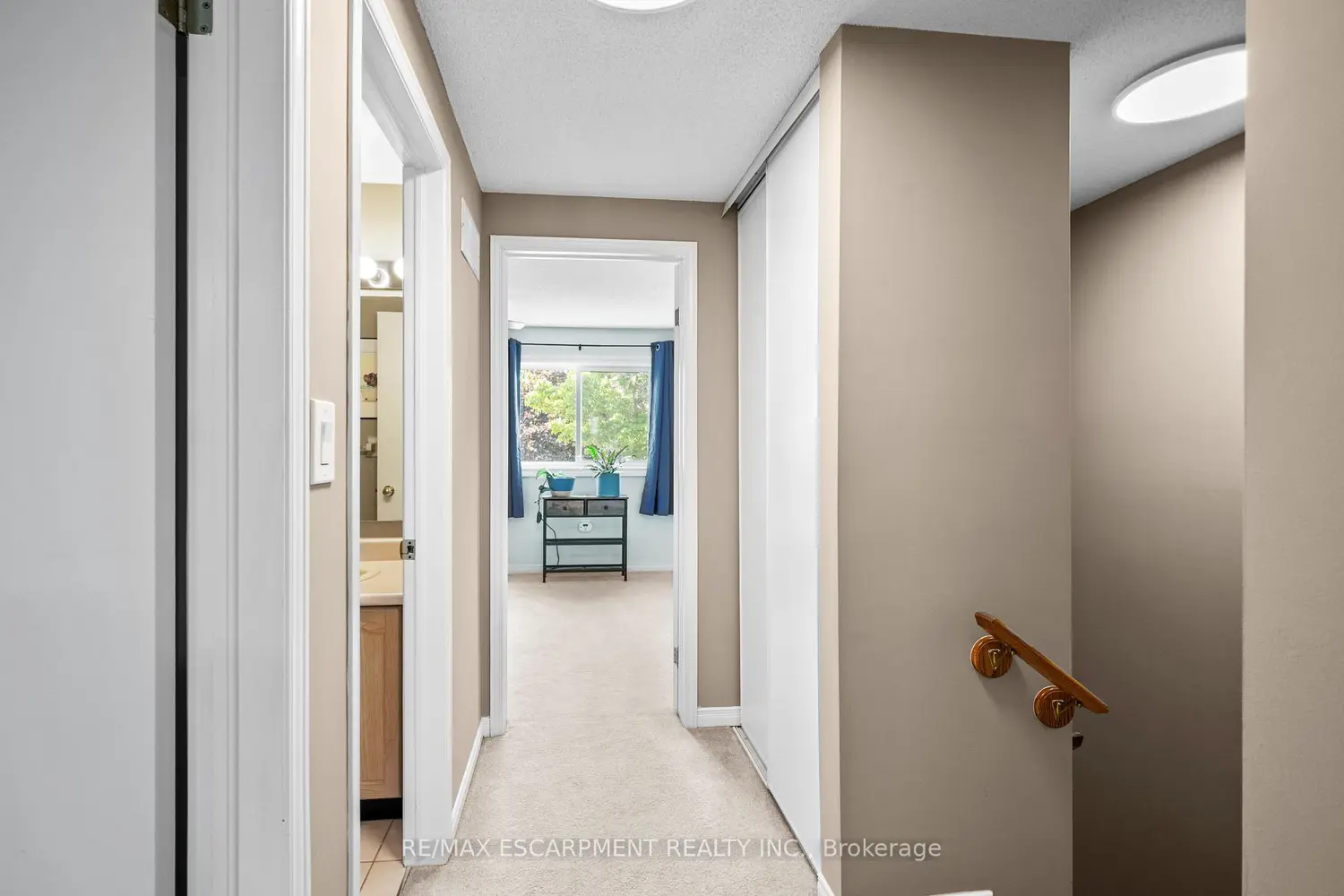 Additional image 10 of 610 Barton Street 12