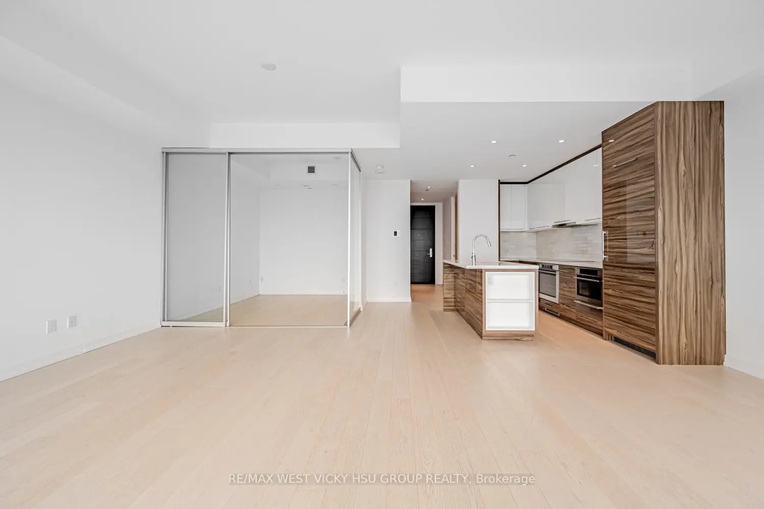 Additional image 9 of 488 University Avenue 5302