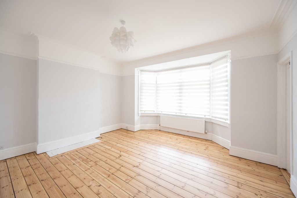 Additional image 13 of 5 bed detached house to rentNew Church Road, Hove BN3