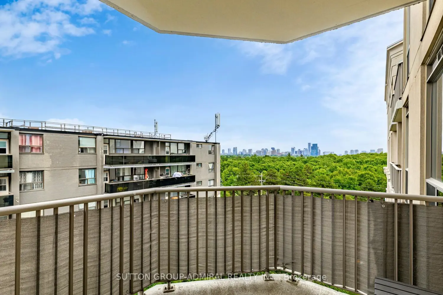 Additional image 8 of 4200 Bathurst Street 707