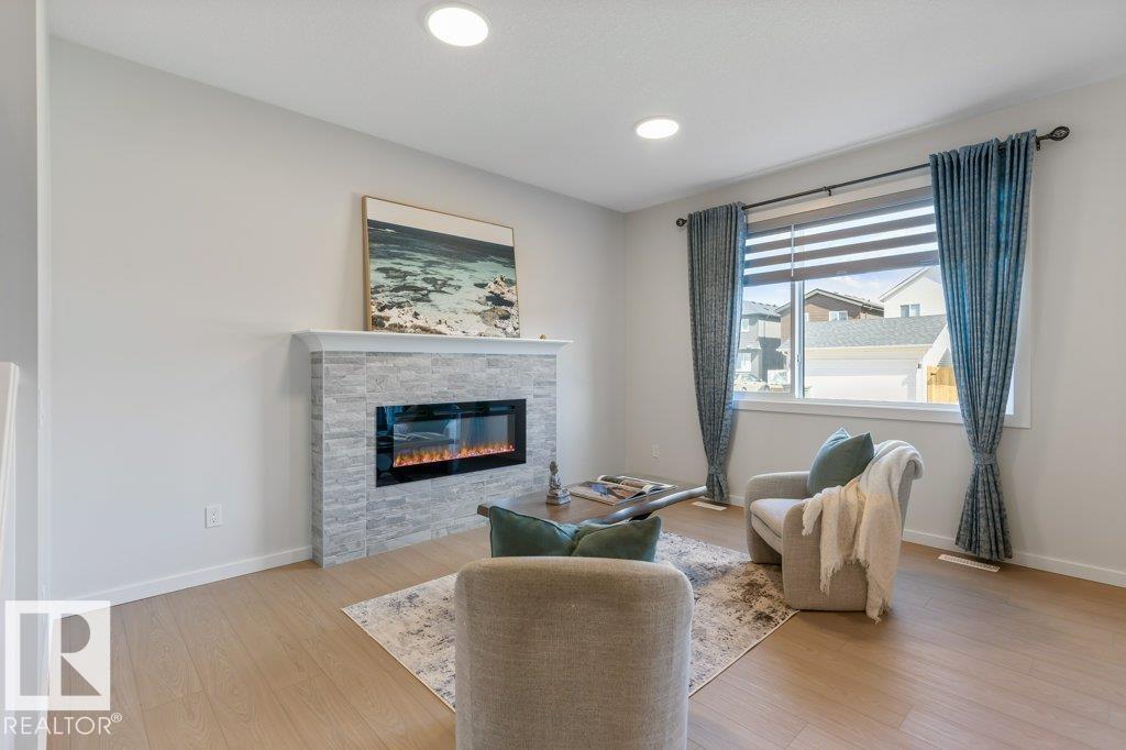 Additional image 4 of 17339 3 Street NW, Edmonton, AB, T5Y4G7