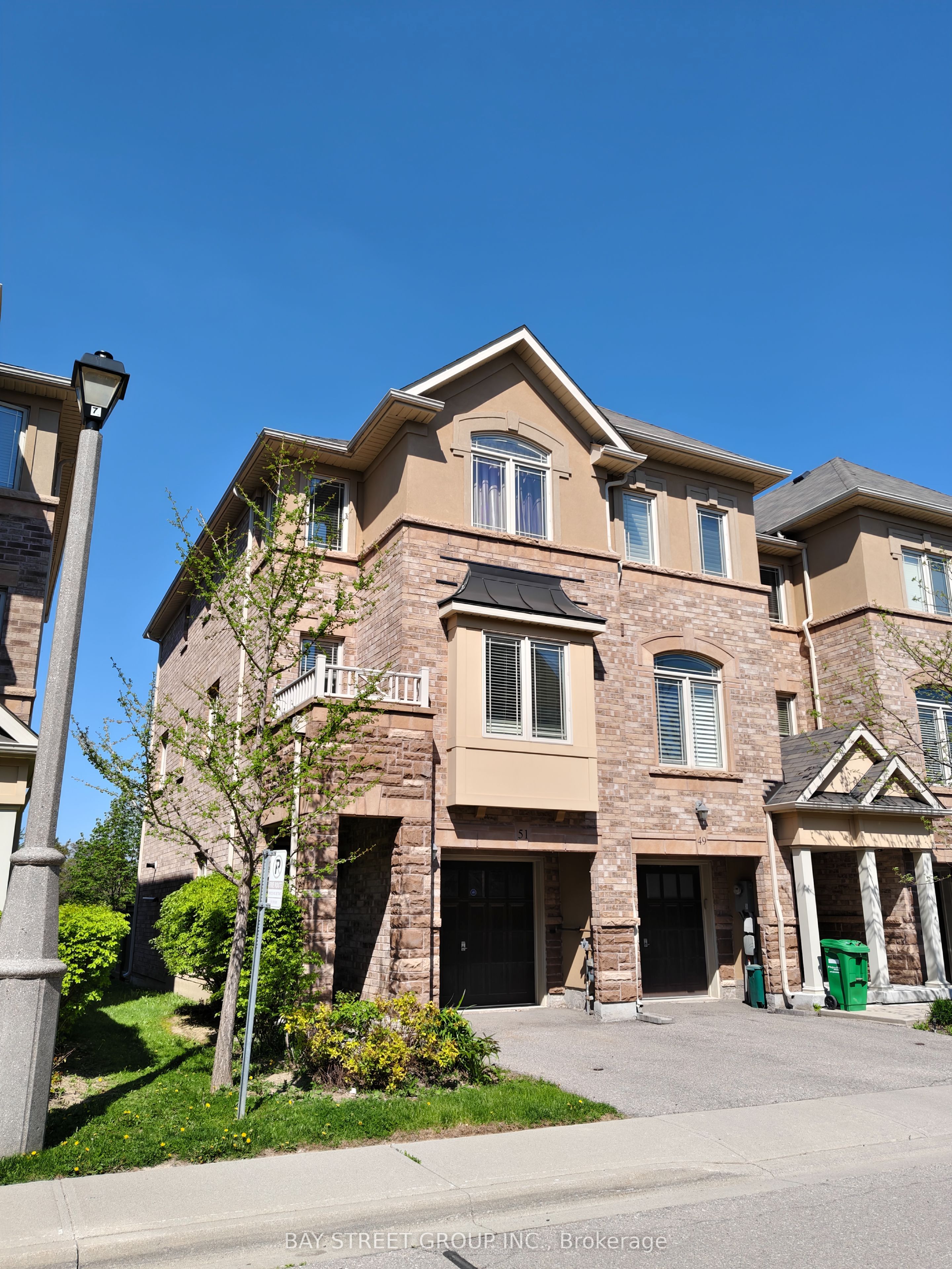51-6625 Falconer Drive, Mississauga, ON, L5N 0C7