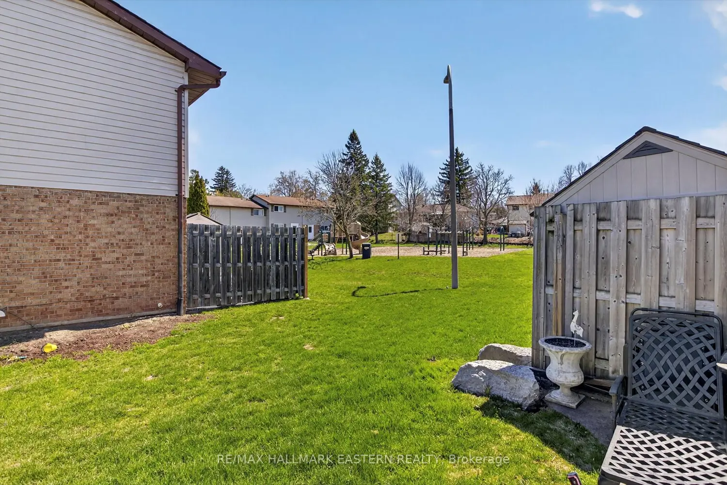 Additional image 16 of 996 Sydenham Road #33