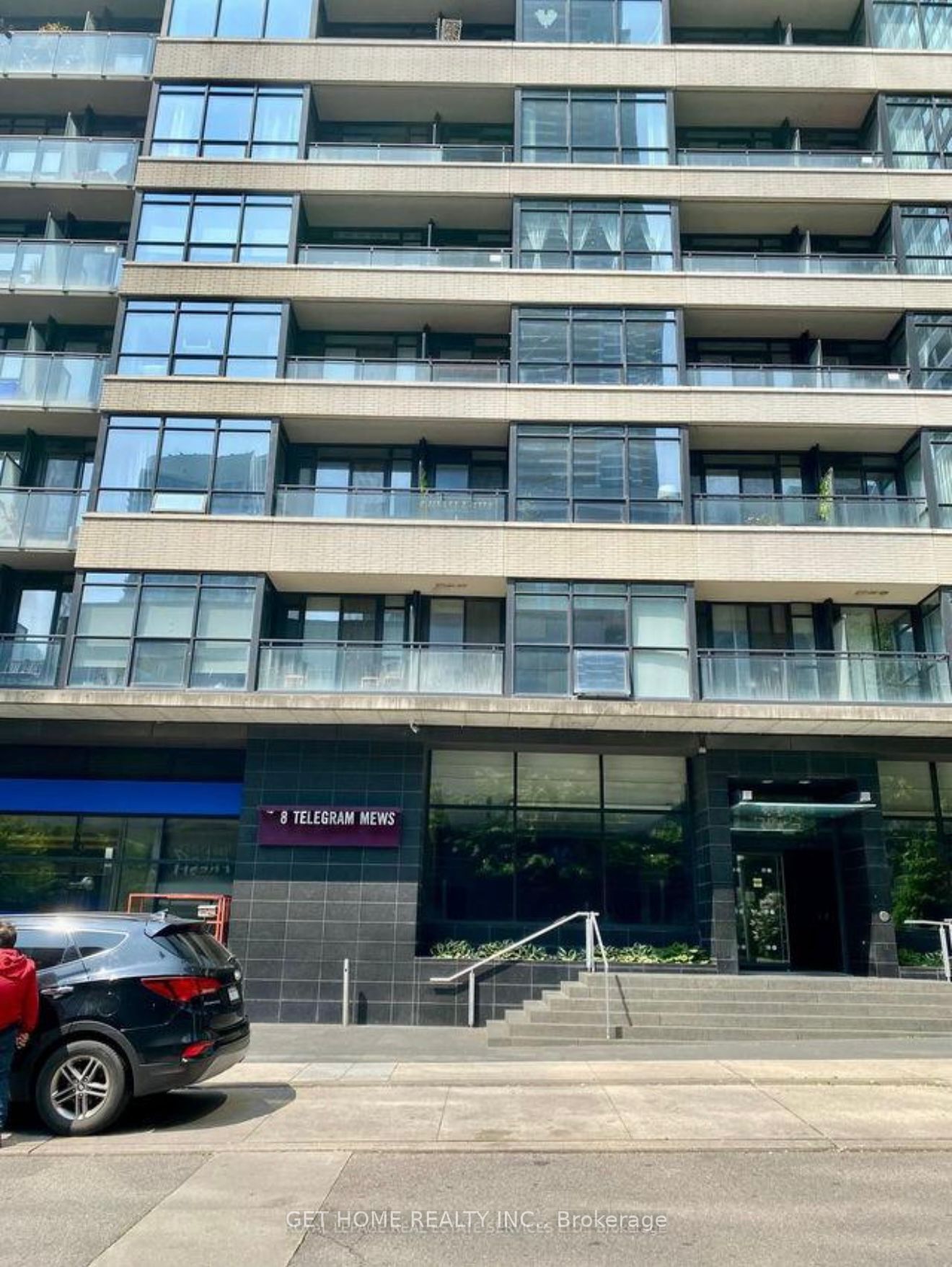 318-8 Telegram Mews, Toronto, ON, M5V 3Z5