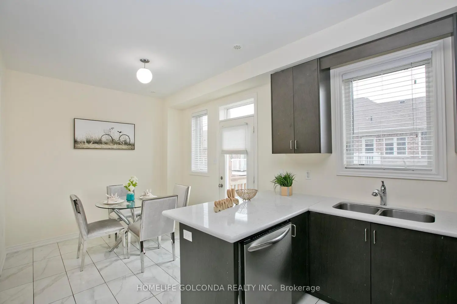 Additional image 6 of 14 Fanny Grove Way