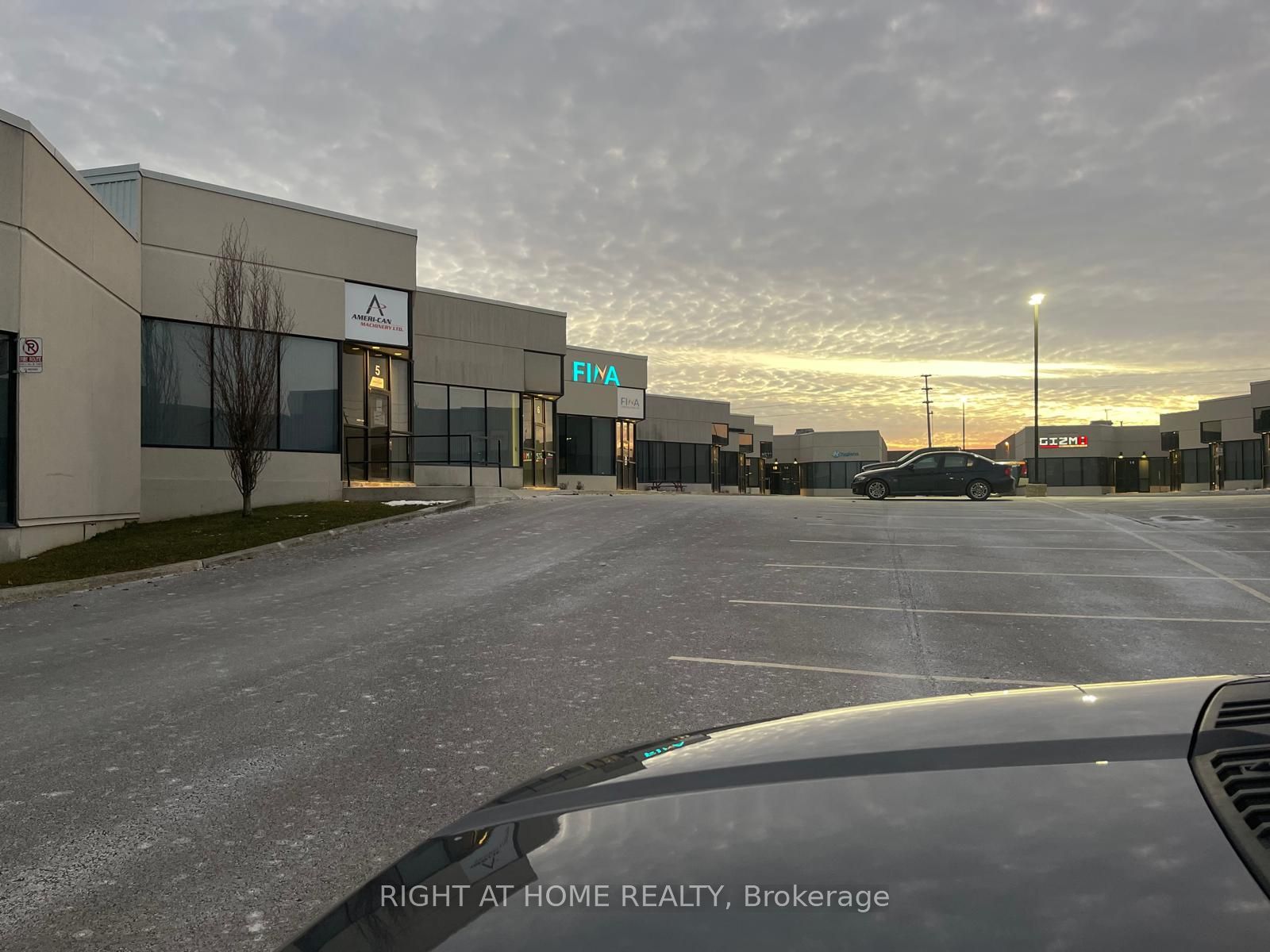 Additional image 2 of 7-2650 Meadowvale Boulevard, Mississauga, ON, L5N 6M5