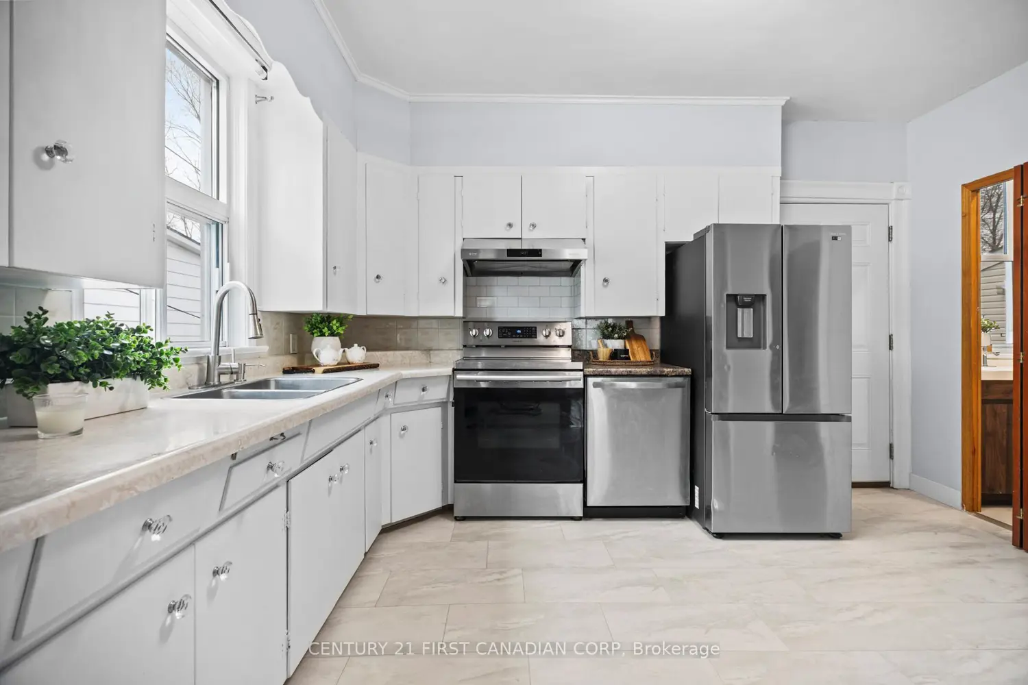 Additional image 6 of 401 Salisbury Street