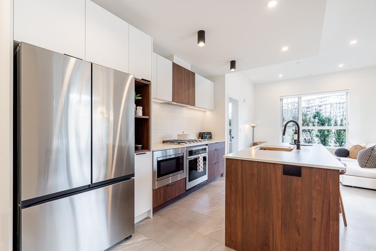 Additional image 5 of 302-623 Kemsley Avenue, Coquitlam, BC, V3J 0L8