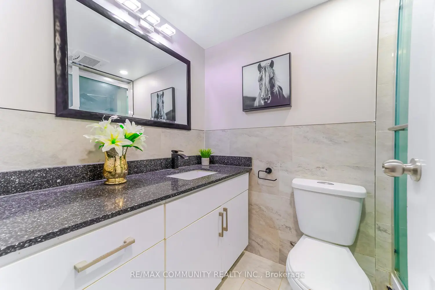 Additional image 16 of 3380 Eglinton Avenue 511