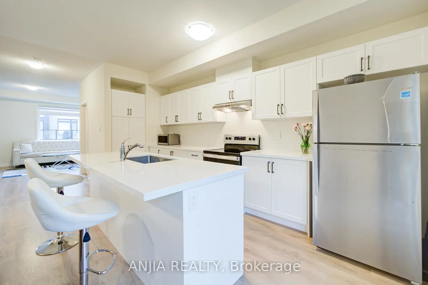 Additional image 4 of 53 Emmas Way