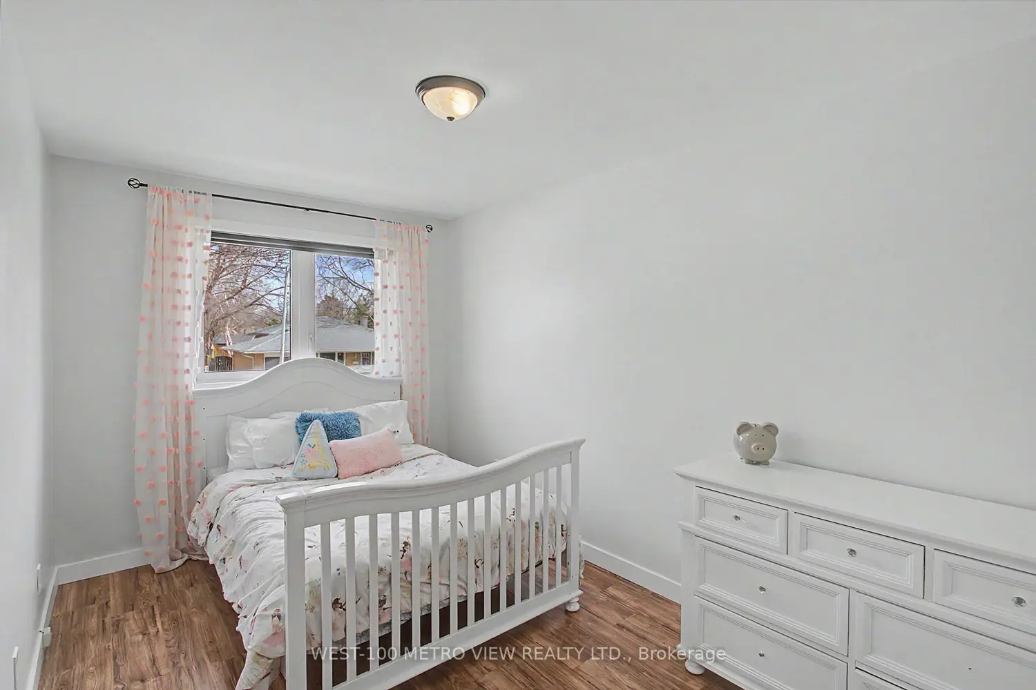Additional image 9 of 2144 Sandringham Drive
