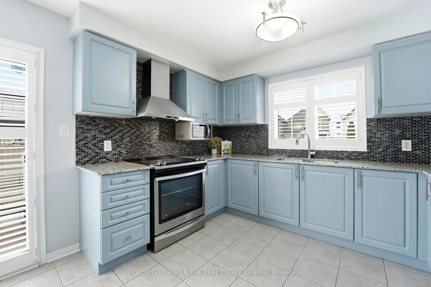 Additional image 7 of 124 Armstrong Crescent
