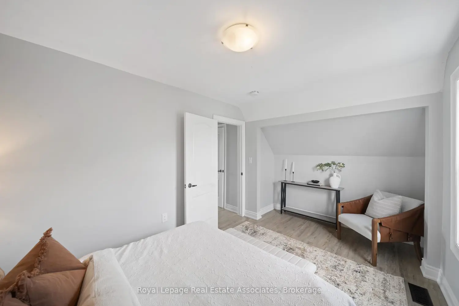 Additional image 7 of 305 Weir Street