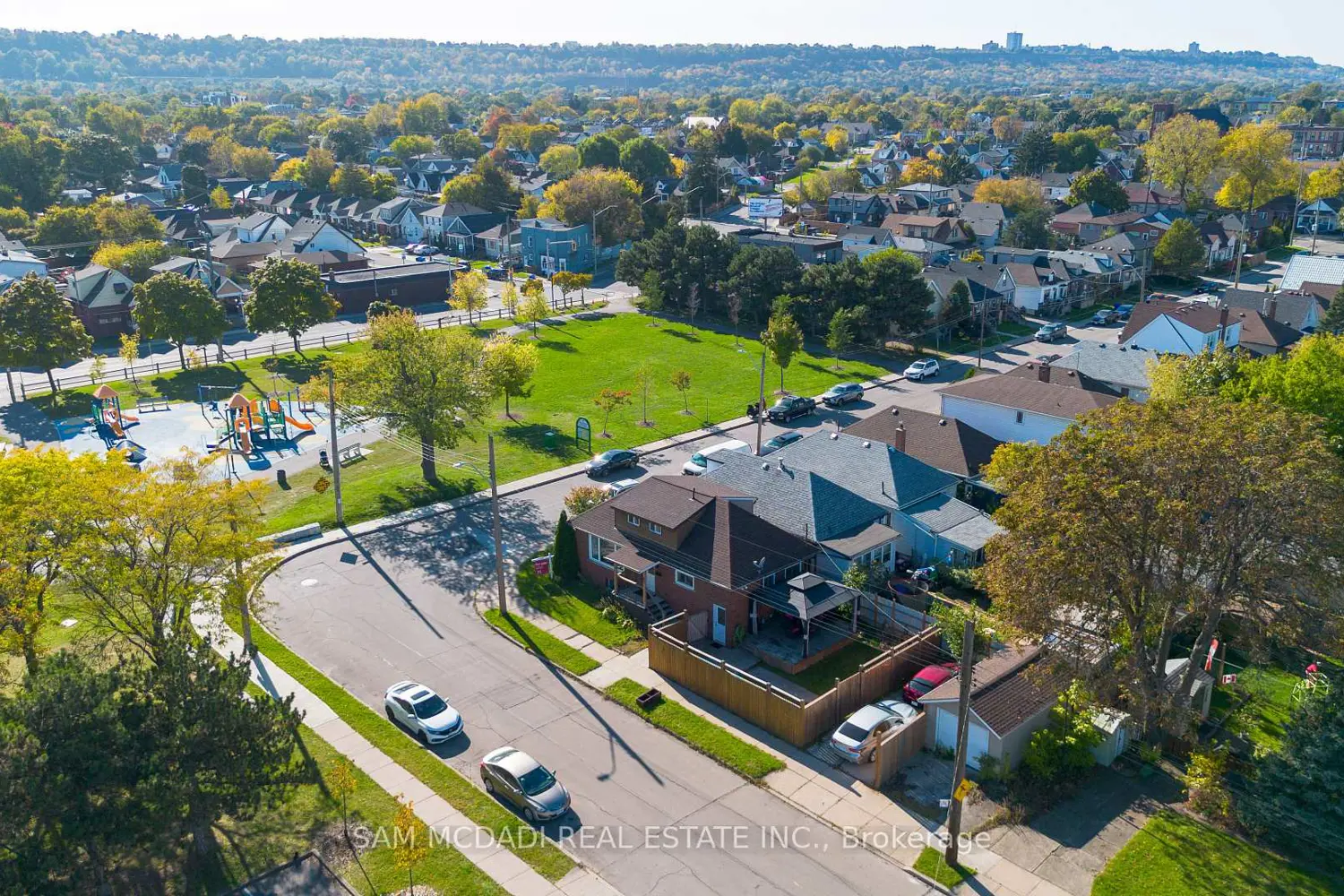 Additional image 17 of 55 Allan Avenue