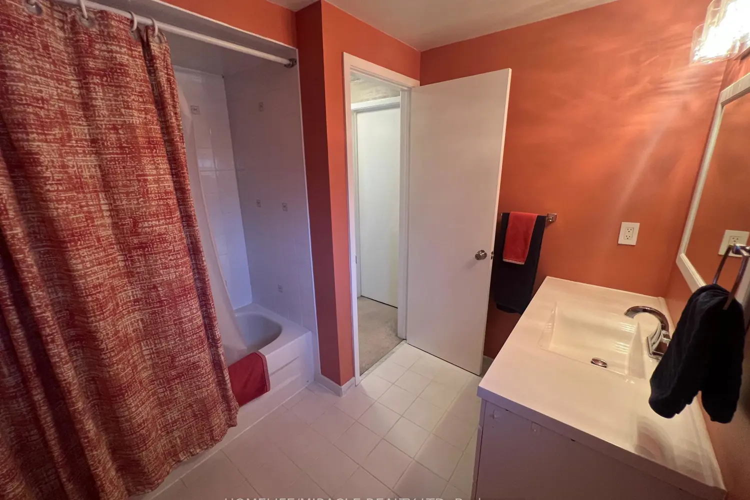Additional image 19 of 59 Kenninghall Boulevard 30