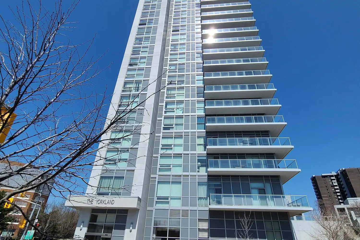 275 Yorkland Road 1209